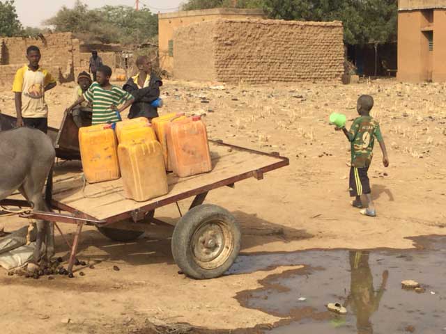 01 16 pozzo acqua bokuma africa 05