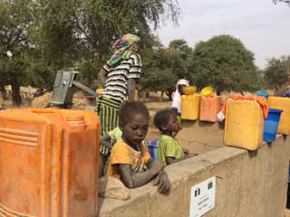 01 16 pozzo quartiere liki ankiol 07