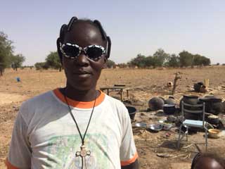 01 2016 occhiali africa 04