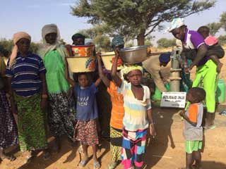 01 2016 pozzo acqua gasseliki burkina faso 01