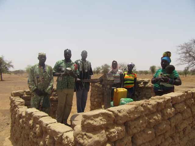 04 16 pozzo pelehote 01