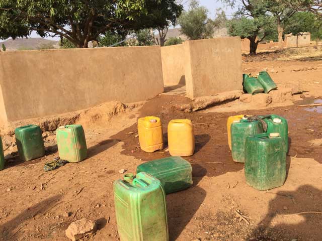 01 17 pozzo zanzi burkina 01