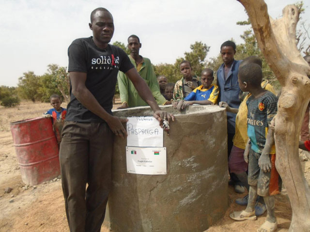 04 17 pozzo paspanga africa 01