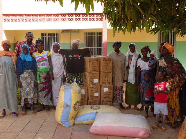 01 18 Donazione di cibo Burkina Faso 03