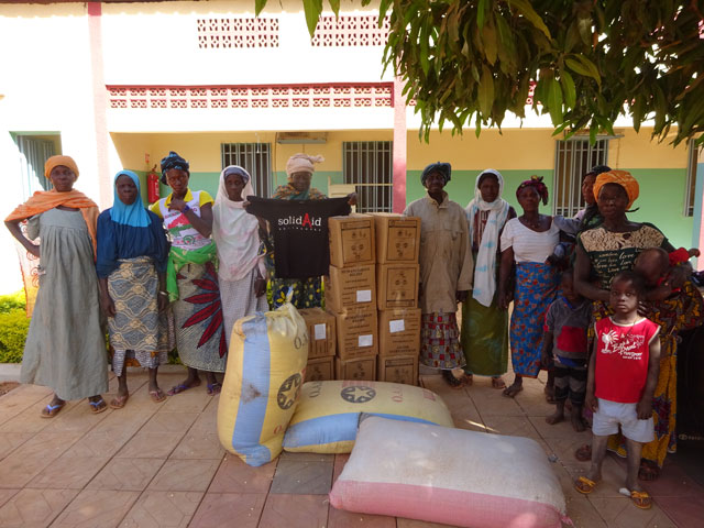 01 18 Donazione di cibo Burkina Faso 04