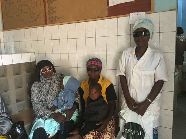 01 18 Donazione di occhiali da vista e da sole 12