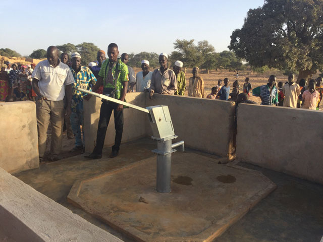 01 18 Pozzo di Tangusgo africa 01