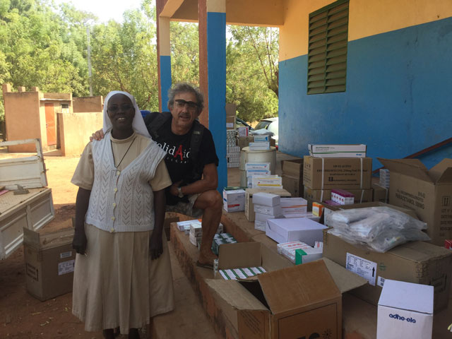 01 18 donazione medicinali africa 02