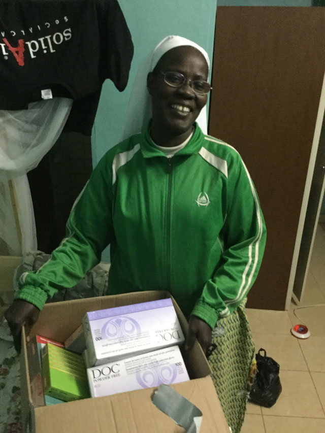 01 18 donazione medicinali africa 05