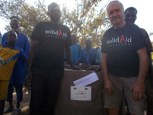 03 18 pozzo acqua potabile Kombagnbedo africa 02