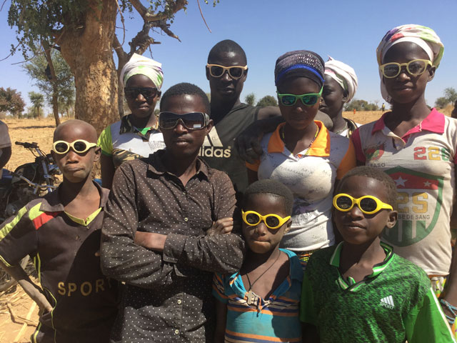 01 19 occhiali sole vista africa 09