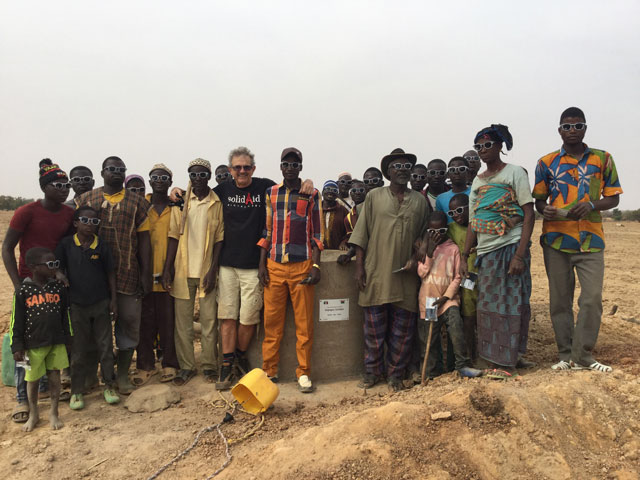 01 19 pozzo meme africa 04