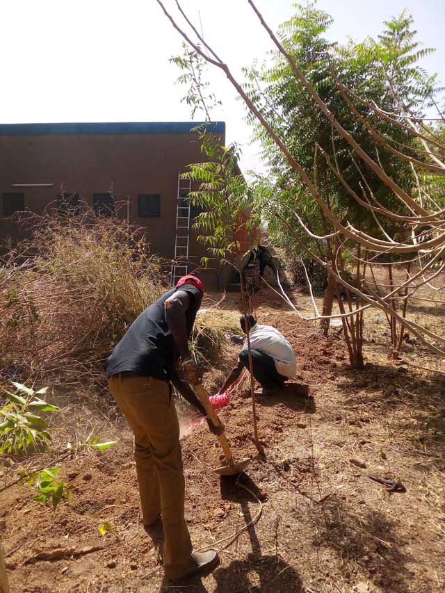 03 19 pozzo Koudougou africa 07